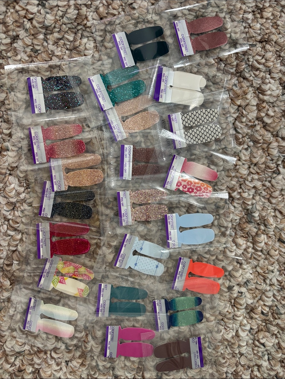 Over 250 Color Street Assorted Nail Strip Samples (Twosies)- Multicolor - Picture 4 of 4